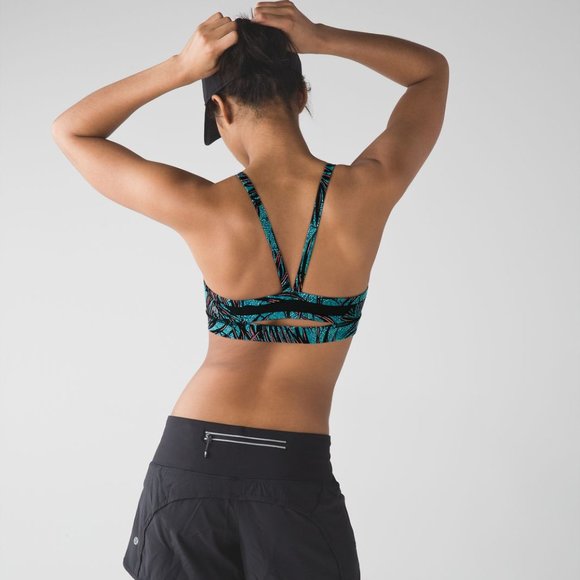 Like NEW Lululemon Rise & Run Sports Bra - 4 - Picture 3 of 4